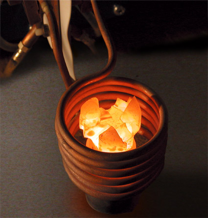 Induction heating of a crown